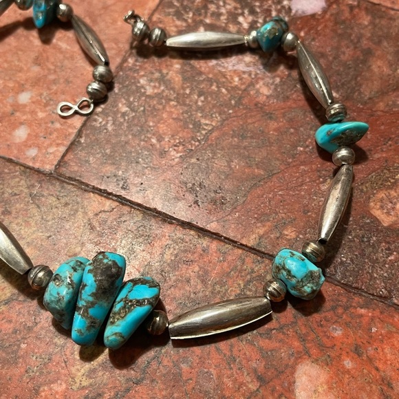 Vintage turquoise and silver melon bead nugget choker necklace - Picture 5 of 7